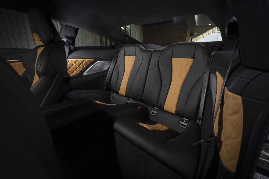 Интерьер BMW M8 Competition Coupe (F92) 2020 года  (AU) (фото 26 из 37)